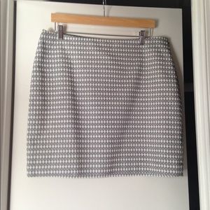 New Black and White Skirt